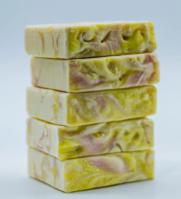 Grapefruit Lily Goat Milk Bar Soap